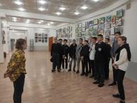Выставка "Творчество юных" воспитанников изостудии Дворца детей и юношества